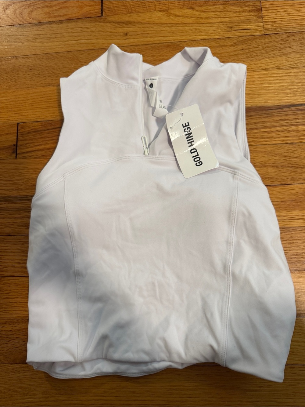 Gold Hinge Women’s White Sleeveless Zip-Front Top